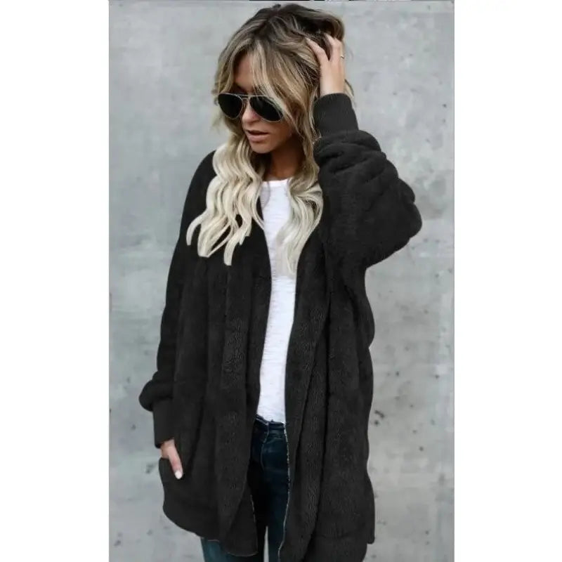 Casaco Feminino de Pelinhos Preto 6