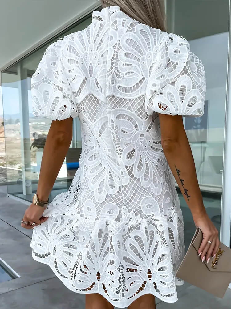 Vestido Curto Bordado Branco 2