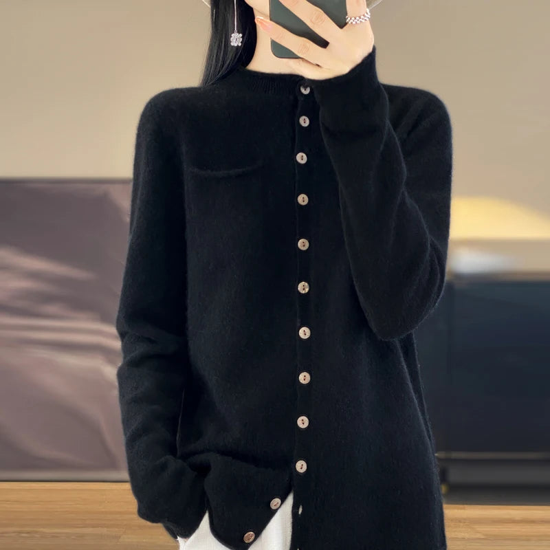 Cardigan Feminino de Lã Preto 02