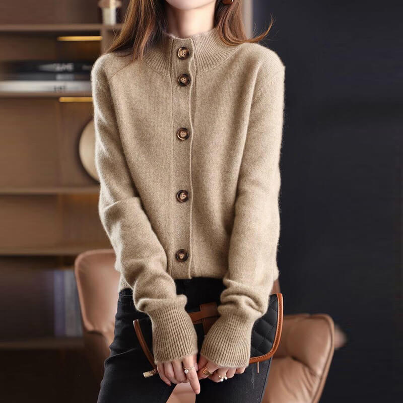 Cardigan Feminino com Botões Bege 2